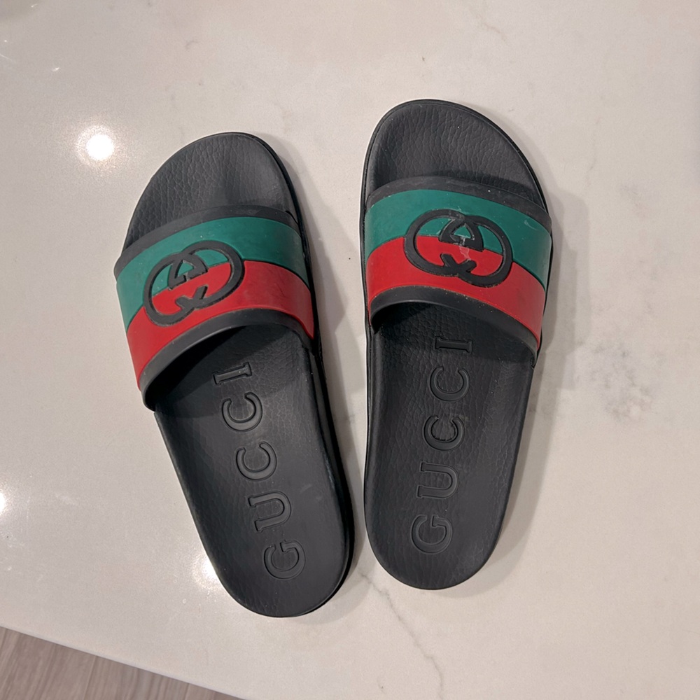 Authentic Gucci slides size men’s 10